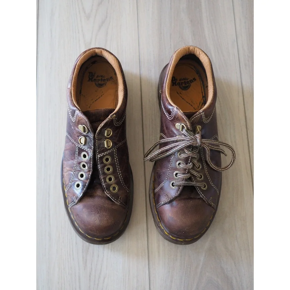brown leather oxford doc martens 10940